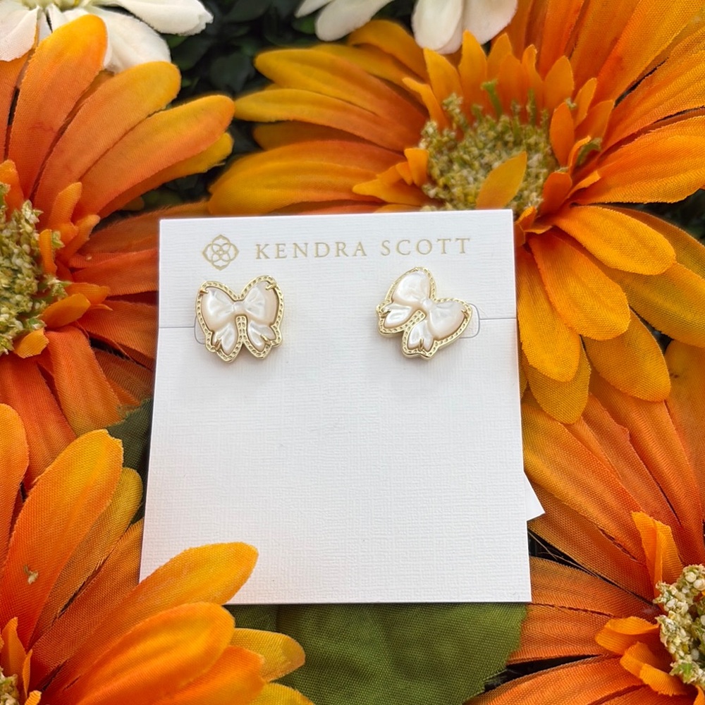 Kendra Scott Haley Bow Studs Ivory MOP Gold